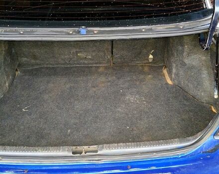 Синий Мазда 626, объемом двигателя 1.8 л и пробегом 461 тыс. км за 1700 $, фото 6 на Automoto.ua