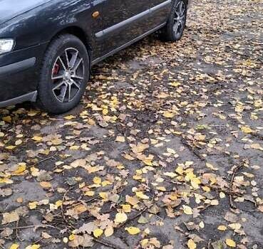 Синий Мазда 626, объемом двигателя 1.84 л и пробегом 300 тыс. км за 2700 $, фото 1 на Automoto.ua