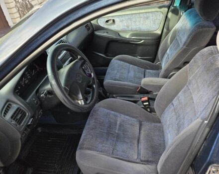 Синий Мазда 626, объемом двигателя 2 л и пробегом 300 тыс. км за 2300 $, фото 6 на Automoto.ua