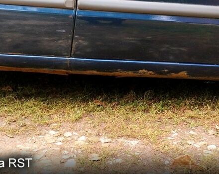 Синій Мазда 626, об'ємом двигуна 2 л та пробігом 382 тис. км за 3300 $, фото 6 на Automoto.ua