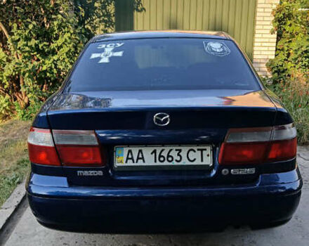 Синий Мазда 626, объемом двигателя 1.8 л и пробегом 361 тыс. км за 2500 $, фото 3 на Automoto.ua