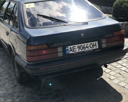 Синій Мазда 626, об'ємом двигуна 2 л та пробігом 350 тис. км за 1290 $, фото 4 на Automoto.ua