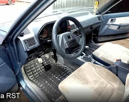 Синій Мазда 626, об'ємом двигуна 2 л та пробігом 348 тис. км за 2000 $, фото 8 на Automoto.ua