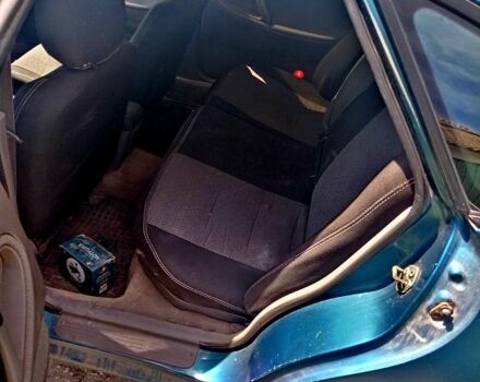 Синій Мазда 626, об'ємом двигуна 1.8 л та пробігом 0 тис. км за 1700 $, фото 5 на Automoto.ua