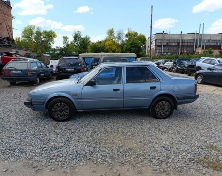 Синій Мазда 626, об'ємом двигуна 2 л та пробігом 350 тис. км за 800 $, фото 1 на Automoto.ua