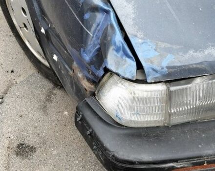 Синій Мазда 626, об'ємом двигуна 2 л та пробігом 450 тис. км за 700 $, фото 1 на Automoto.ua