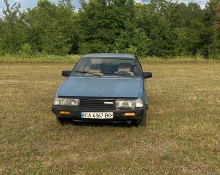 Синий Мазда 626, объемом двигателя 2 л и пробегом 512 тыс. км за 700 $, фото 1 на Automoto.ua
