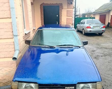 Синій Мазда 626, об'ємом двигуна 2 л та пробігом 200 тис. км за 300 $, фото 1 на Automoto.ua