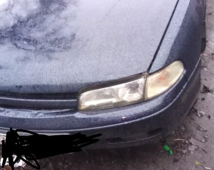 Синій Мазда 626, об'ємом двигуна 1.9 л та пробігом 0 тис. км за 1100 $, фото 1 на Automoto.ua