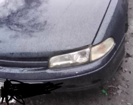 Синій Мазда 626, об'ємом двигуна 1.9 л та пробігом 3 тис. км за 1000 $, фото 1 на Automoto.ua