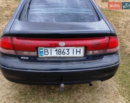 Синій Мазда 626, об'ємом двигуна 1.84 л та пробігом 133 тис. км за 1700 $, фото 1 на Automoto.ua