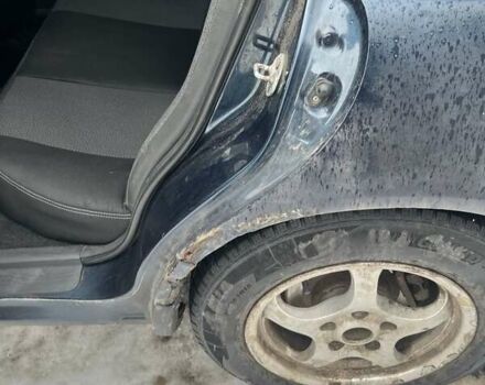 Синій Мазда 626, об'ємом двигуна 1.8 л та пробігом 350 тис. км за 1900 $, фото 1 на Automoto.ua