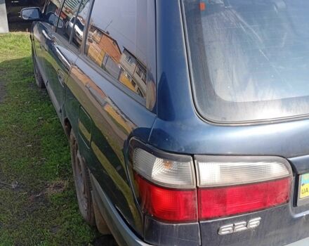 Синій Мазда 626, об'ємом двигуна 2 л та пробігом 388 тис. км за 700 $, фото 1 на Automoto.ua