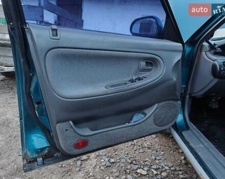 Зелений Мазда 626, об'ємом двигуна 2 л та пробігом 340 тис. км за 1650 $, фото 2 на Automoto.ua