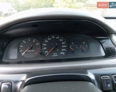 Зелений Мазда 626, об'ємом двигуна 2 л та пробігом 401 тис. км за 1550 $, фото 16 на Automoto.ua