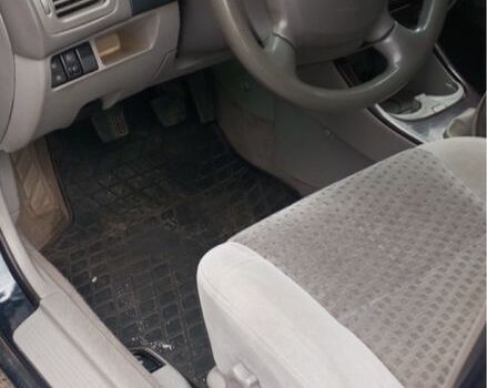 Зеленый Мазда 626, объемом двигателя 2 л и пробегом 312 тыс. км за 2400 $, фото 6 на Automoto.ua