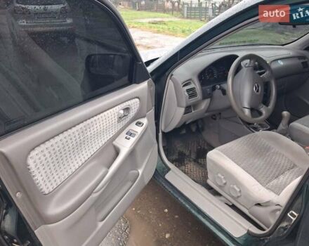 Зелений Мазда 626, об'ємом двигуна 2 л та пробігом 237 тис. км за 3000 $, фото 13 на Automoto.ua