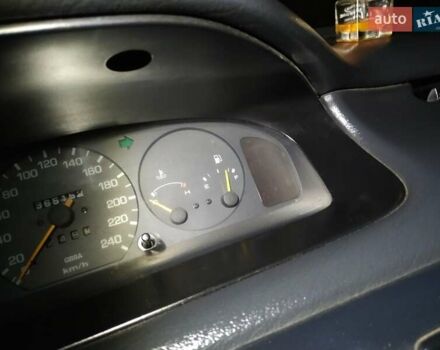 Зеленый Мазда 626, объемом двигателя 2 л и пробегом 345 тыс. км за 800 $, фото 6 на Automoto.ua