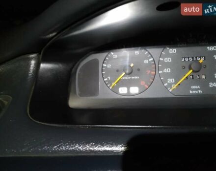 Зеленый Мазда 626, объемом двигателя 2 л и пробегом 345 тыс. км за 800 $, фото 5 на Automoto.ua