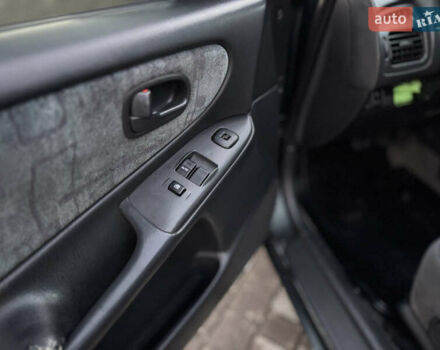 Зеленый Мазда 626, объемом двигателя 2 л и пробегом 309 тыс. км за 2100 $, фото 9 на Automoto.ua