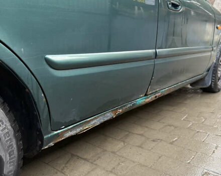 Зеленый Мазда 626, объемом двигателя 2 л и пробегом 356 тыс. км за 2100 $, фото 17 на Automoto.ua