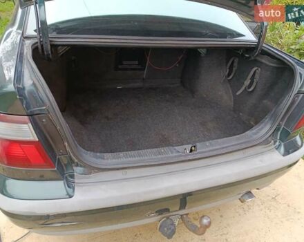 Зеленый Мазда 626, объемом двигателя 2 л и пробегом 270 тыс. км за 1800 $, фото 18 на Automoto.ua