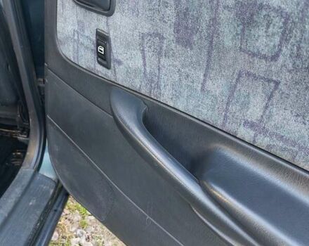 Зеленый Мазда 626, объемом двигателя 2 л и пробегом 378 тыс. км за 2600 $, фото 20 на Automoto.ua