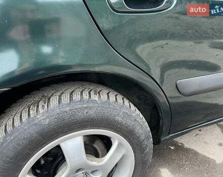 Зеленый Мазда 626, объемом двигателя 2 л и пробегом 286 тыс. км за 3500 $, фото 7 на Automoto.ua