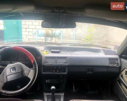 Зелений Мазда 626, об'ємом двигуна 2 л та пробігом 367 тис. км за 650 $, фото 2 на Automoto.ua