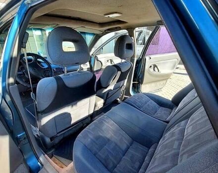 Зеленый Мазда 626, объемом двигателя 2 л и пробегом 250 тыс. км за 2300 $, фото 2 на Automoto.ua