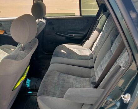 Зелений Мазда 626, об'ємом двигуна 2 л та пробігом 371 тис. км за 1500 $, фото 16 на Automoto.ua