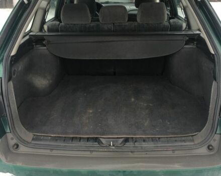 Зеленый Мазда 626, объемом двигателя 2 л и пробегом 320 тыс. км за 2700 $, фото 6 на Automoto.ua