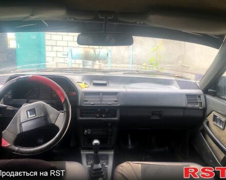 Зелений Мазда 626, об'ємом двигуна 2 л та пробігом 367 тис. км за 650 $, фото 3 на Automoto.ua