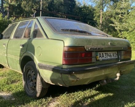 Зелений Мазда 626, об'ємом двигуна 0 л та пробігом 350 тис. км за 700 $, фото 2 на Automoto.ua