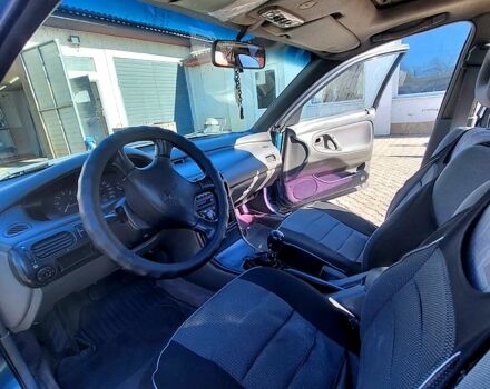 Зеленый Мазда 626, объемом двигателя 2 л и пробегом 250 тыс. км за 2300 $, фото 7 на Automoto.ua