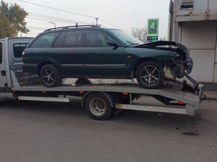 Зелений Мазда 626, об'ємом двигуна 2 л та пробігом 371 тис. км за 1500 $, фото 1 на Automoto.ua