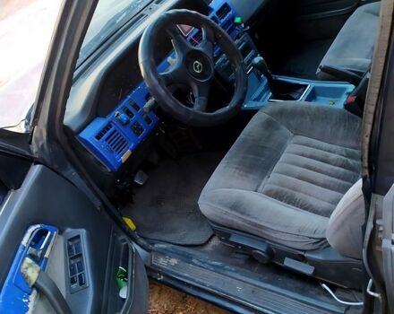 Мазда 929, об'ємом двигуна 22 л та пробігом 397 тис. км за 850 $, фото 4 на Automoto.ua