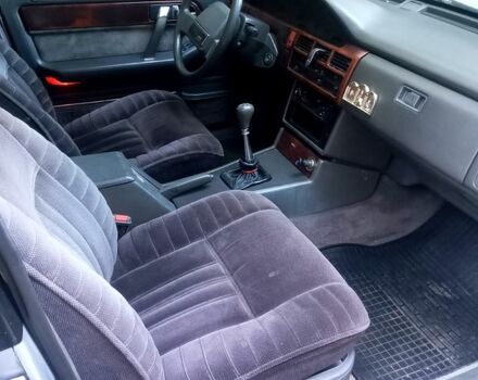 Мазда 929, объемом двигателя 2.2 л и пробегом 292 тыс. км за 1600 $, фото 4 на Automoto.ua
