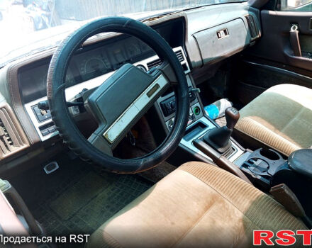 Серый Мазда 929, объемом двигателя 2 л и пробегом 300 тыс. км за 1250 $, фото 3 на Automoto.ua