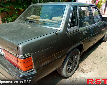 Серый Мазда 929, объемом двигателя 2 л и пробегом 300 тыс. км за 1250 $, фото 4 на Automoto.ua