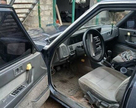 Синий Мазда 929, объемом двигателя 2 л и пробегом 230 тыс. км за 1100 $, фото 2 на Automoto.ua