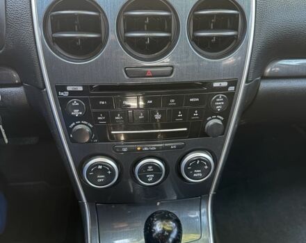 Серый Мазда Атенза, объемом двигателя 2 л и пробегом 235 тыс. км за 2500 $, фото 6 на Automoto.ua