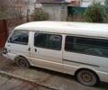 Білий Мазда B-series, об'ємом двигуна 2.2 л та пробігом 300 тис. км за 3000 $, фото 10 на Automoto.ua