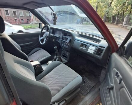 Красный Мазда БТ-50, объемом двигателя 0 л и пробегом 300 тыс. км за 2000 $, фото 1 на Automoto.ua