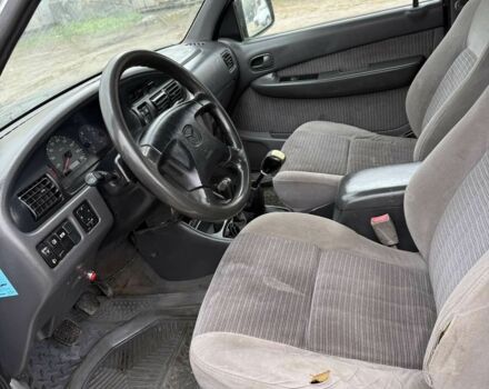 Серый Мазда БТ-50, объемом двигателя 2.5 л и пробегом 233 тыс. км за 3800 $, фото 6 на Automoto.ua