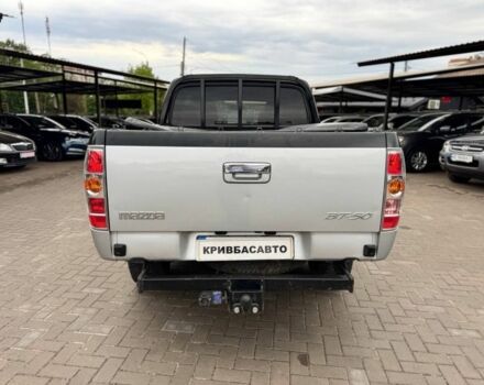 Серый Мазда БТ-50, объемом двигателя 2.5 л и пробегом 143 тыс. км за 11500 $, фото 3 на Automoto.ua