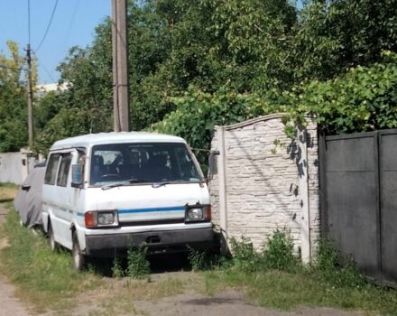 Белый Мазда Бонго, объемом двигателя 2 л и пробегом 434 тыс. км за 751 $, фото 1 на Automoto.ua
