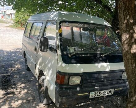 Белый Мазда Бонго, объемом двигателя 0 л и пробегом 700 тыс. км за 1000 $, фото 1 на Automoto.ua