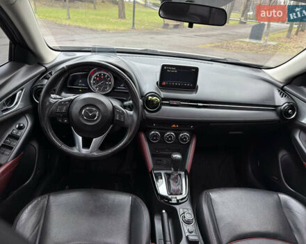 Белый Мазда СХ-3, объемом двигателя 2 л и пробегом 123 тыс. км за 14300 $, фото 8 на Automoto.ua