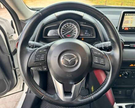 Білий Мазда СХ-3, об'ємом двигуна 2 л та пробігом 147 тис. км за 13000 $, фото 3 на Automoto.ua